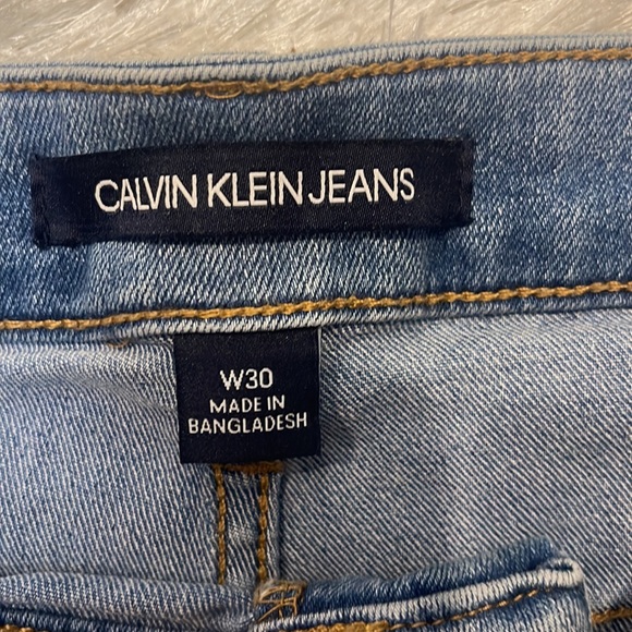 Calvin Klein Biker Jeans Shorts - Picture 2 of 3